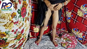 Part 1 bhabhi looks very beautiful in black saree super mast chudai pussy hindi audio sound effect