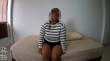 Necesito el dinero y me encanta follar por eso estoy acá