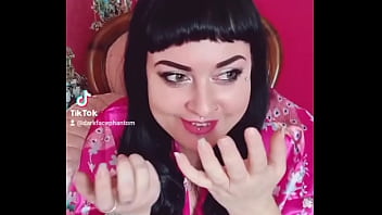 Ballerinas can fart too