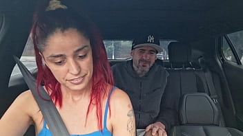 Motorista de app pega passageiro se masturbando por trás