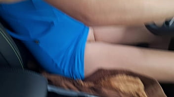 Motorista de app pega passageiro se masturbando por trás