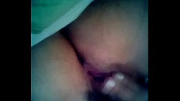 Mi esposa tocándose