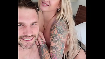 Giant boobs bimbo getting fucked and squirt jarushka ross