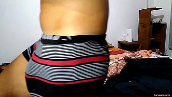 Teen culona el no soporta su cuerpo travieso así que la torturo profundamente con mi deseo y termino eyaculando mucho cuando está toda mojada