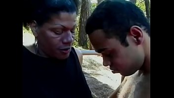 Black Shemale Gets Fucked By A Young Guy And Cums On Herself thumbnail