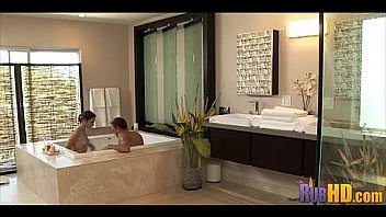 Hot Massage 2145 thumbnail