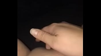Girl pleasure herself
