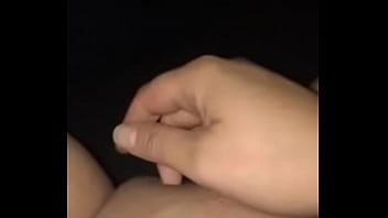 Girl pleasure herself