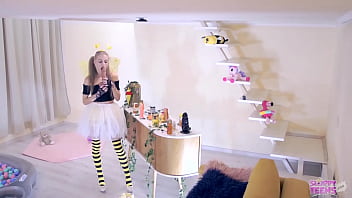 Little cutie gets down