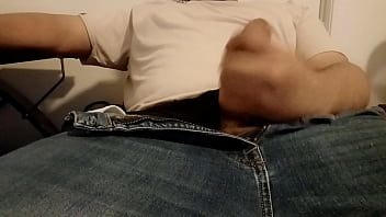 Solo sometimes cuming between classes