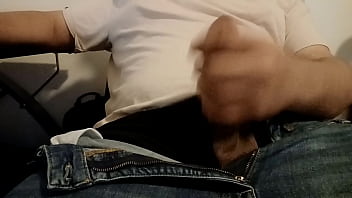 Solo sometimes cuming between classes