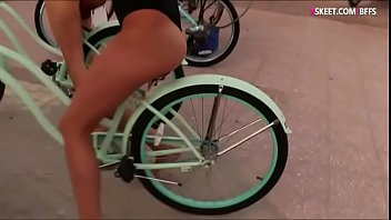 Teen beach bikers banged by pervert man