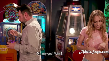 Stepdad and stepdaughter seize their alone time at the arcade