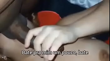 Gozei sentindo ela chupar minhas bolas e cheirar meu cu ao mesmo tempo