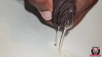 Pra quem tem sede de mijo #mijo #piss #fetiche #fetish #uncut