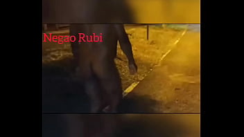 Uma caminhada pela praça um dia normal rs