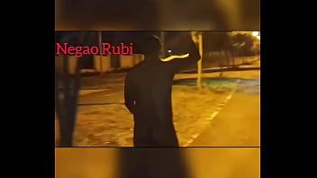 Uma caminhada pela praça um dia normal rs