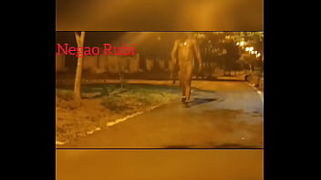 Uma caminhada pela praça um dia normal rs