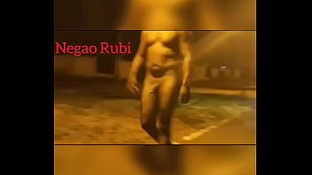 Uma caminhada pela praça um dia normal rs