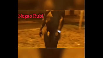 Uma caminhada pela praça um dia normal rs