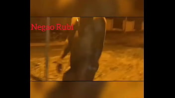 Uma caminhada pela praça um dia normal rs