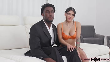 Tall hunk damson jenkins gets his fat dick sucked by alice thunder