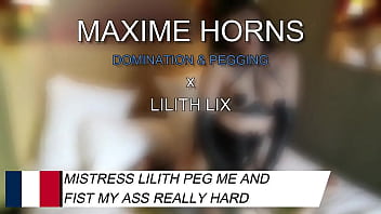 Son Gode M’ouvre Elle M’attrape Par La Gorge Me Claque Et Me Baise Comme Un Soumis Bien Dressé Je Gémis thumbnail