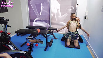 Me gusta ver como el entrenador se folla a nuestra amiga