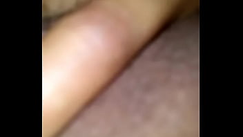 Masturbándose para mí