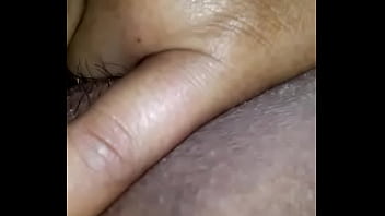 Masturbándose para mí