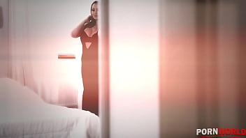 Sexy vibes hot milf gives her crotch sensations