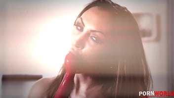 Sexy vibes hot milf gives her crotch sensations