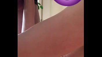 Quand j’ai vu «la motarde » sortir de la douche j’ai été obligé de la