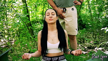 Freeuse jerking on ponytail brunette during her meditation huge free use facial