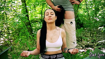 Freeuse jerking on ponytail brunette during her meditation huge free use facial