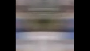 Ninfeta virgem rebolando 21