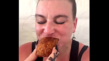 Jfc these egg rolls are delicious spinach artichoke and crab rangoon