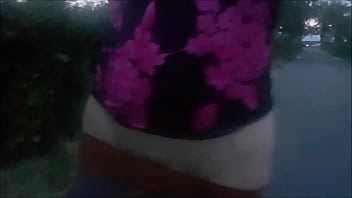 Hummm je rentre vite et on se retrouveje suis bien excitée on va s'amuser