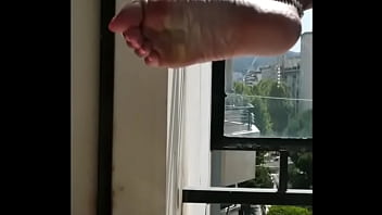 Envie de voir la suite alors achète la vidéo ou abonne toi j'y poste