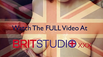 British 19 year old gives her older boyfriend an oily handjob on the couch