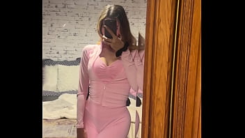 Ma nouvelle tenue de sport tu aimes