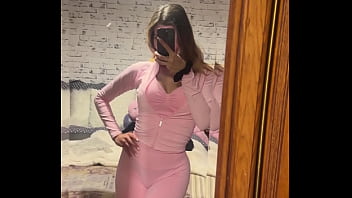 Ma nouvelle tenue de sport tu aimes