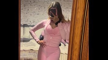 Ma nouvelle tenue de sport tu aimes