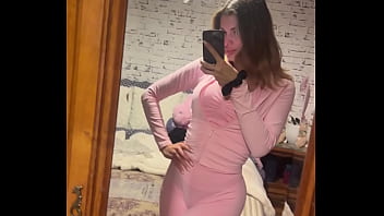 Ma nouvelle tenue de sport tu aimes