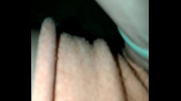 Por atras por el culo a mi mujer cuando tenia 18 años mi mujer