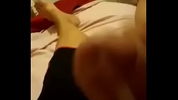 Caminhoneiro gozando gostoso no hotel