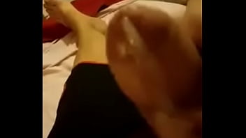 Caminhoneiro gozando gostoso no hotel