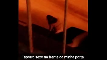 Comendo a crackuda por 5 conto v 2 0