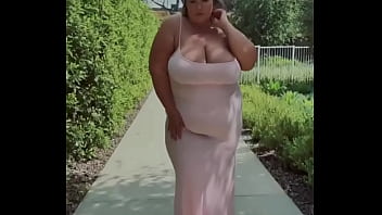 Pretty in pinkfashionnova #plussizemodel #plussizebeauty