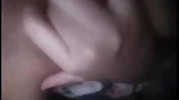 Se metendo o dedo pra seu namorado